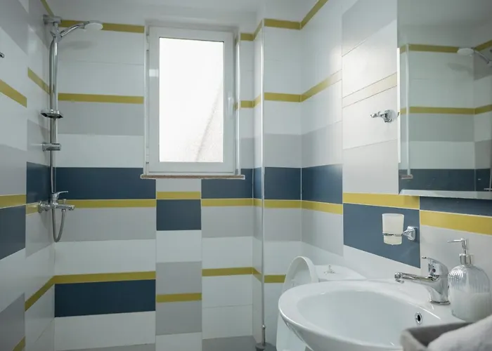 Apartment Blloku Area Modern App - The Nest Tirana
