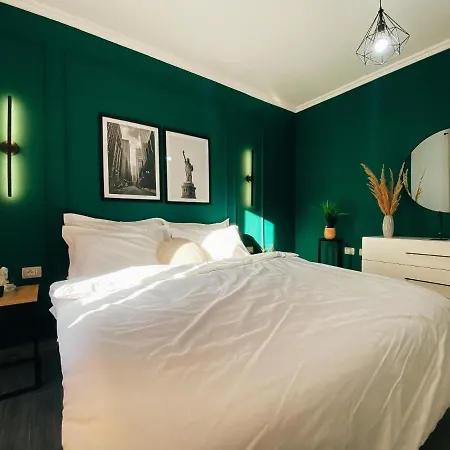 Blloku Area Modern App - The Nest Apartamento *